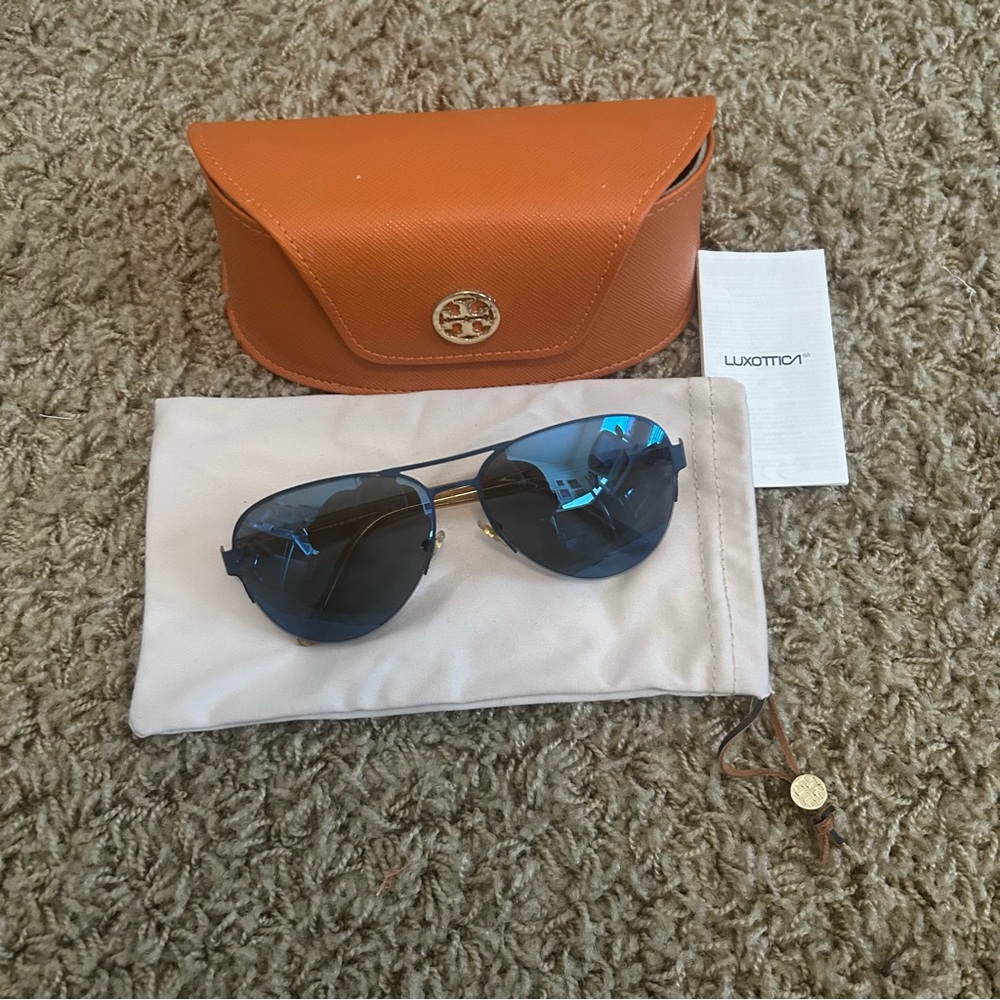 Tory Burch TY 6048 Aviator Sunglasses w/ Case and Bag Blue